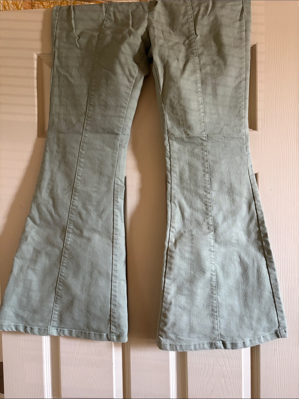 Source Unknown Women’s Flared Jeans in Sage Green